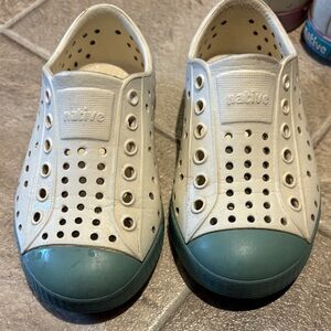 Native Kids Slip-On Water Shoes in White and Teal